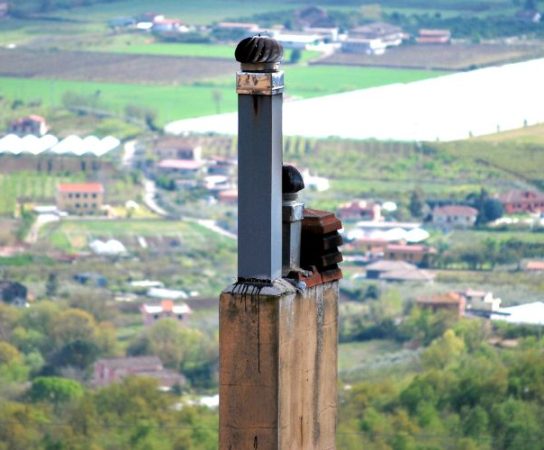 Fumiste : l’art oublié du feu bien maîtrisé